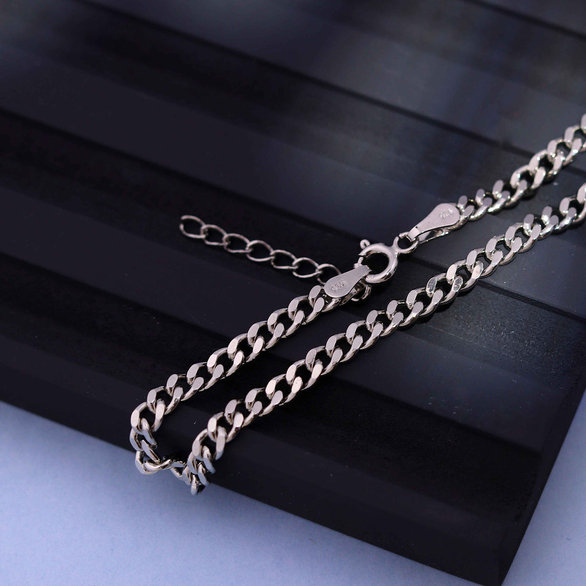Kurb Bracelet
