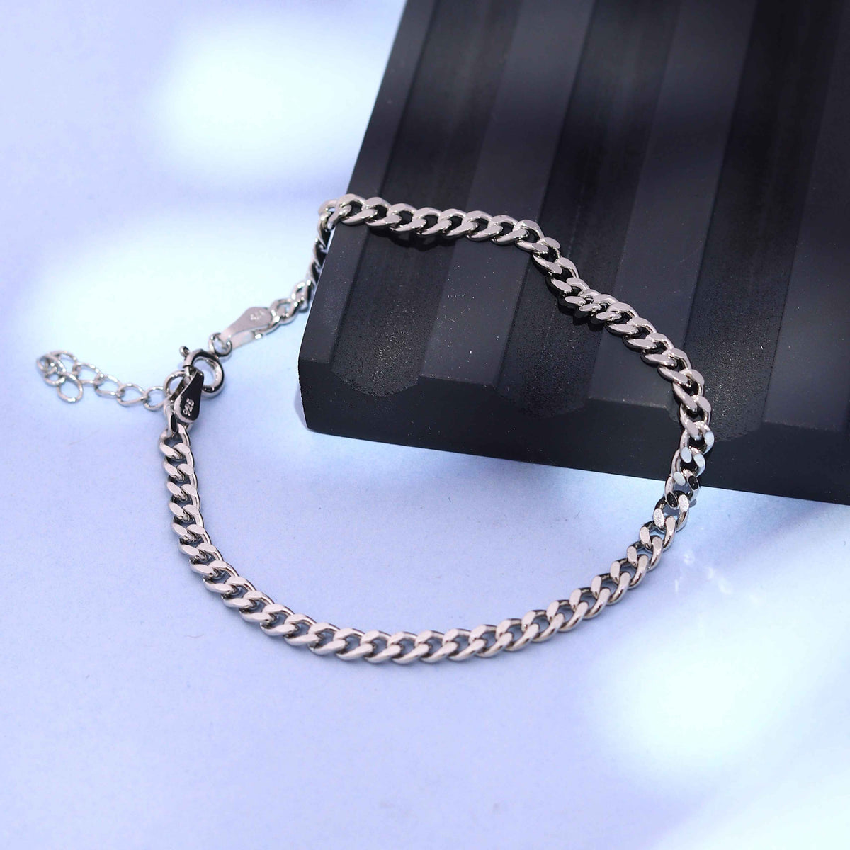 Kurb Bracelet